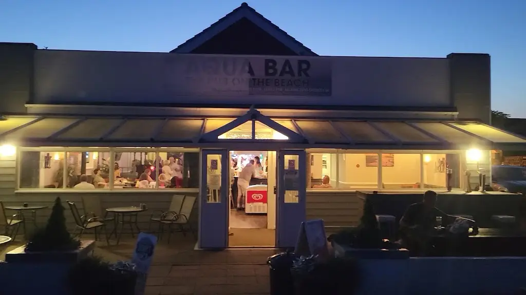 Mark Aukett_The Aqua Bar_Pevensey_review