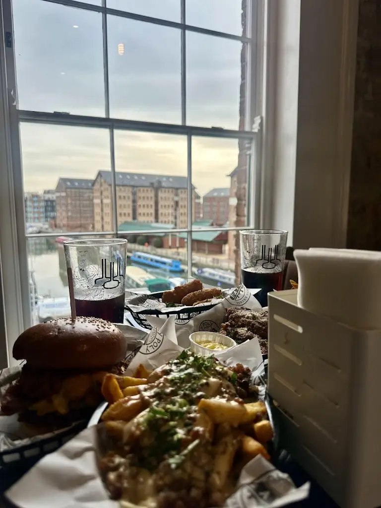 Brad_Roly Poly Eats - Pershore_Pershore_review