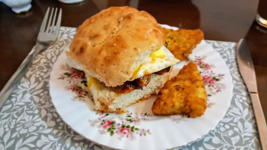 Chris Bridge_Sugar Plum Tearooms_Pershore_review