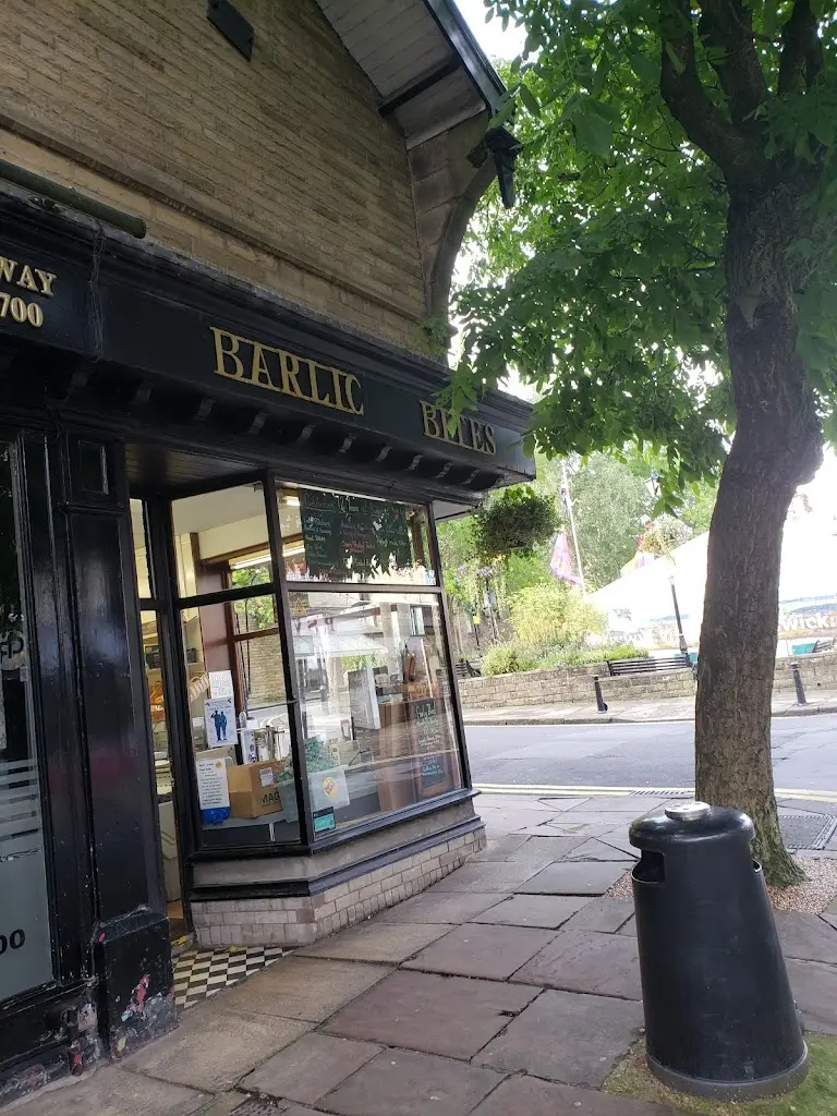 Rae-Anne George_Barlic Bites_Barnoldswick_review