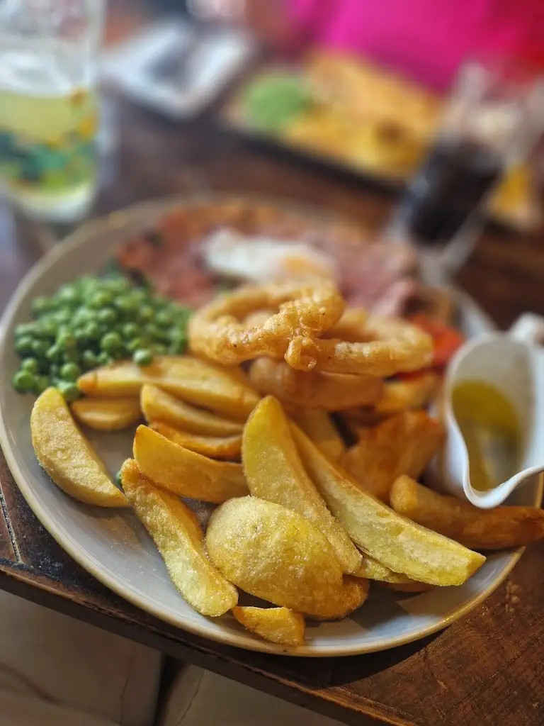 Kevin Szymkowiak_The Plough & Harrow_Pershore_review