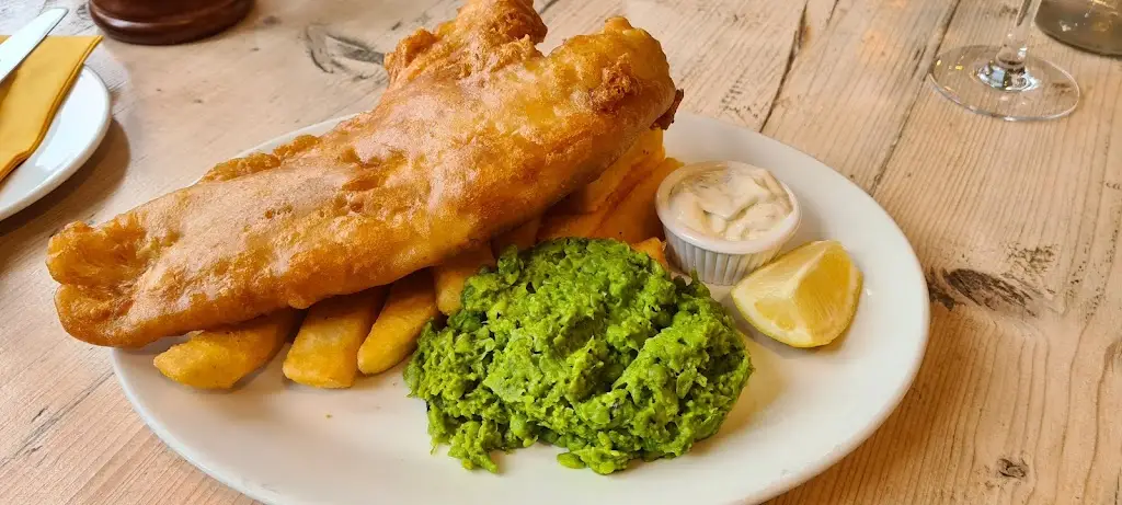 Gail Anderson_The Swan Inn_Pershore_review