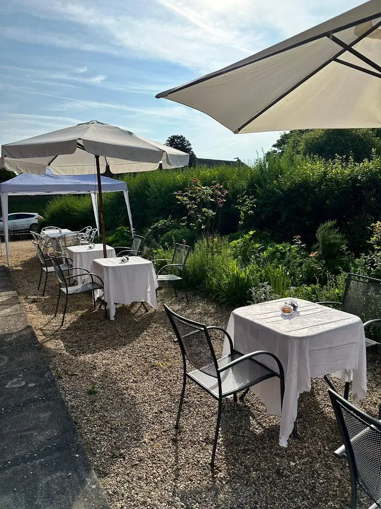 Pirton Chapel Tearoom restaurant in Pirton