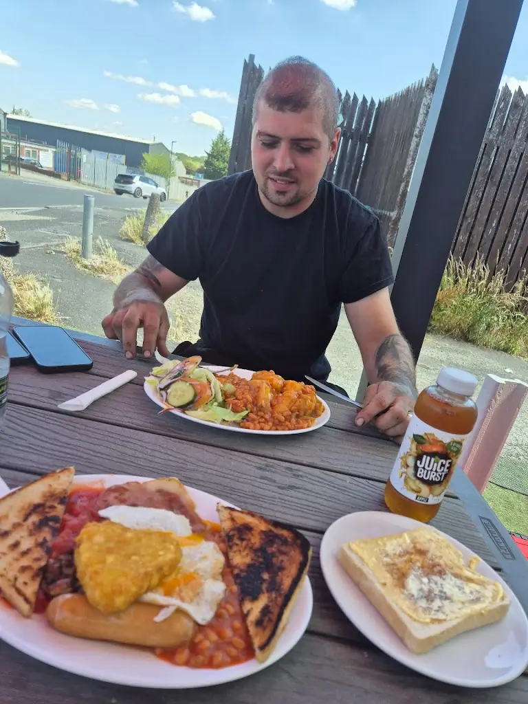 Adrianna Adamczyk_Brookhill Cafe_Pinxton_review