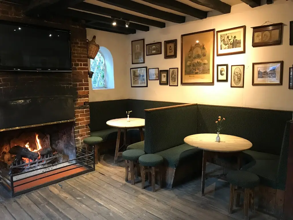 The Black Horse Inn_Petworth_slider_image_1