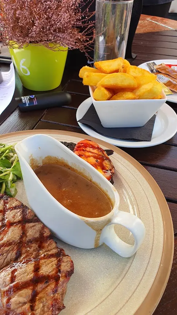 Menu_The Cricketers_Petworth_image_8