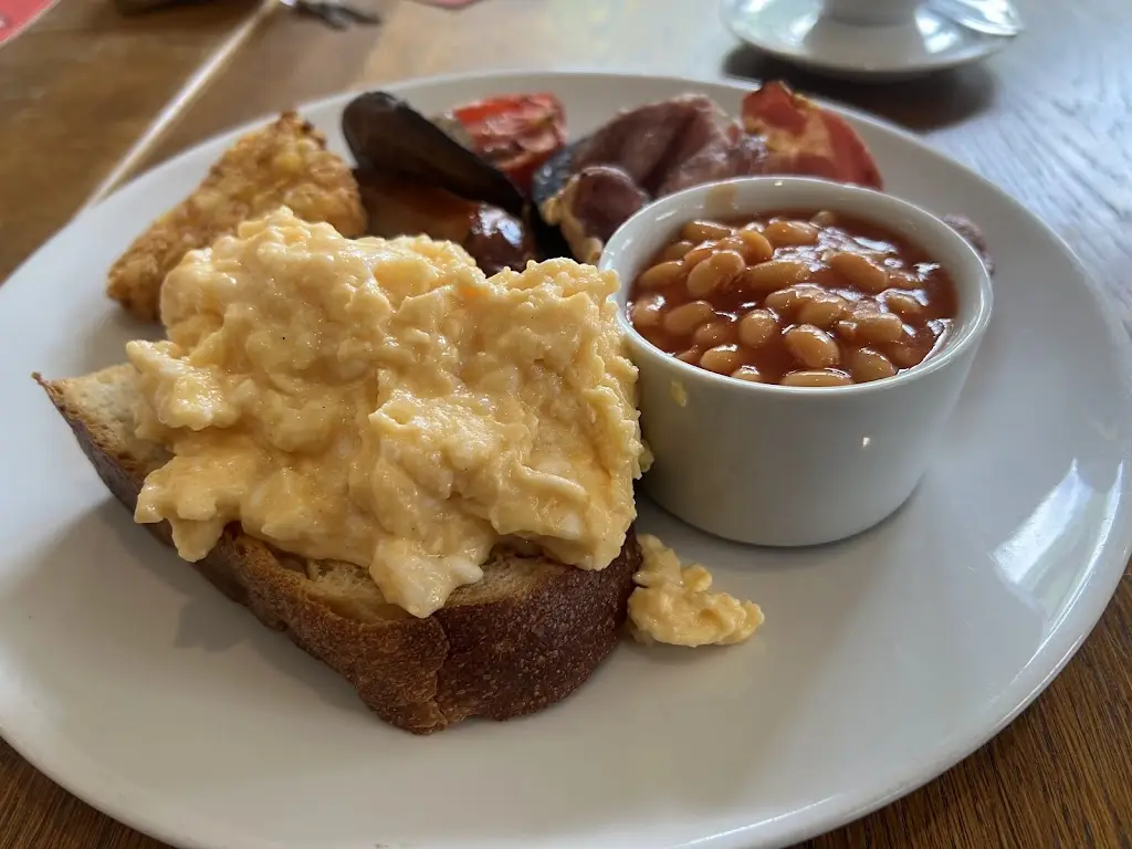 Raul_The Angel Inn_Petworth_review