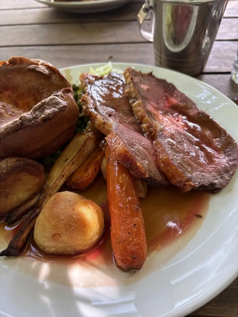 Liam Rowland_The Angel Inn_Petworth_review