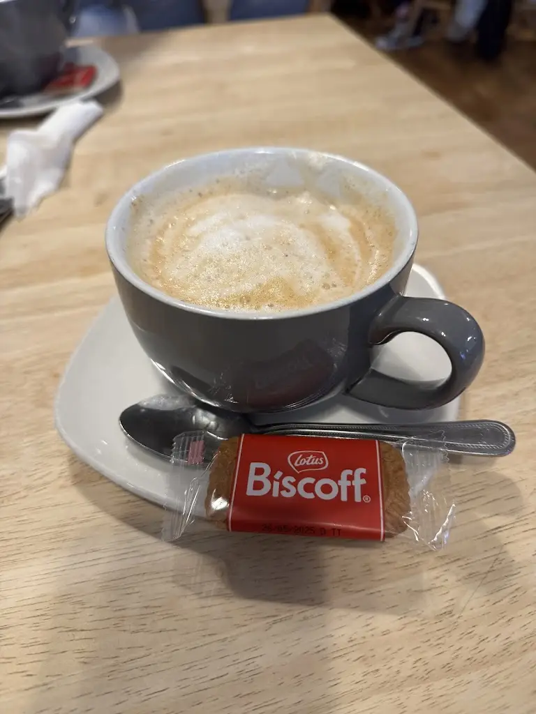 Menu_Victoria's_Barnoldswick_image_3