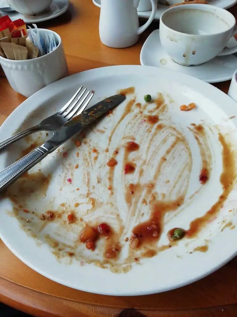 M Ashraf_Victoria's_Barnoldswick_review