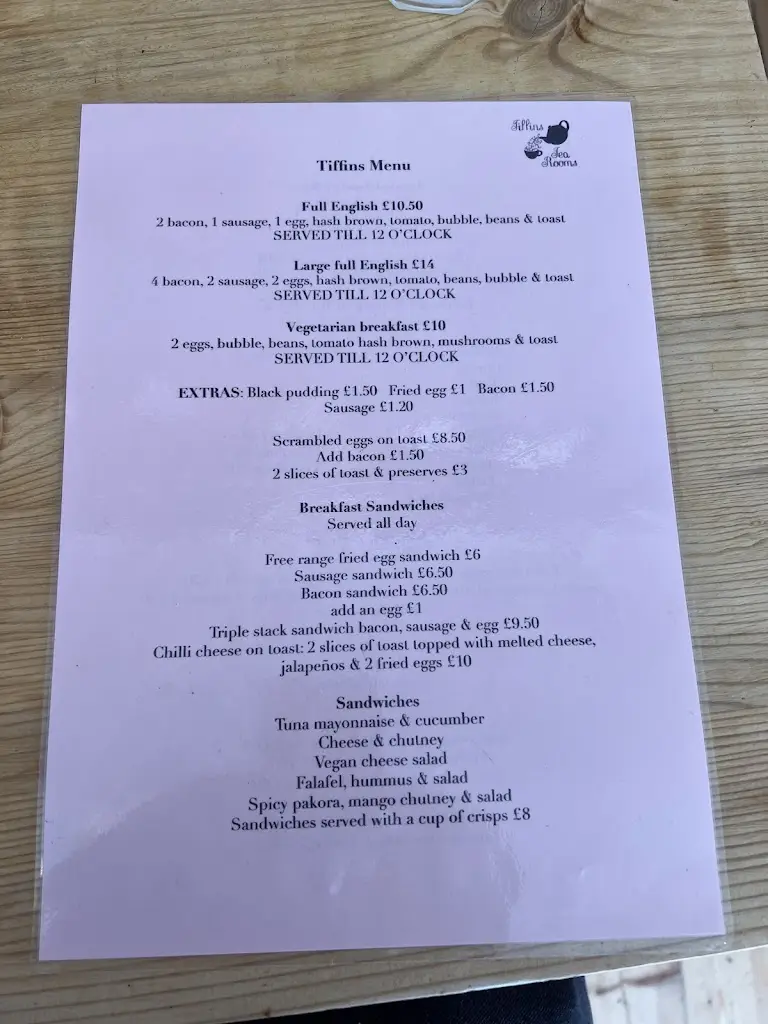 Menü_Tiffins of Petworth_Petworth_Bild_3