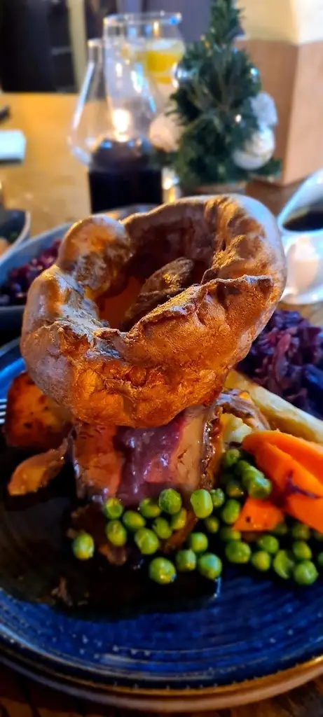 Menu_Three Horseshoes_Petworth_image_2