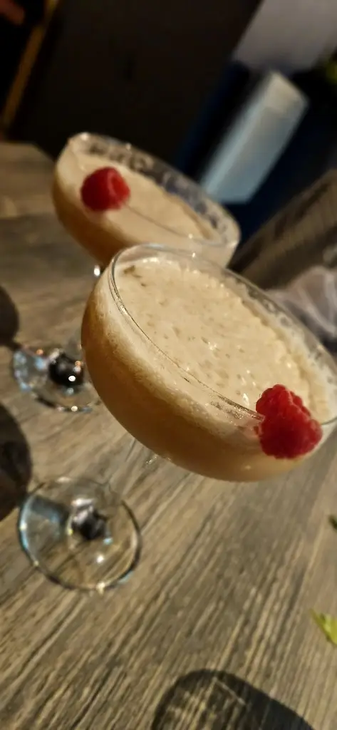 Mechelle Rowe_Olive & Twist - Plympton_Plympton_review