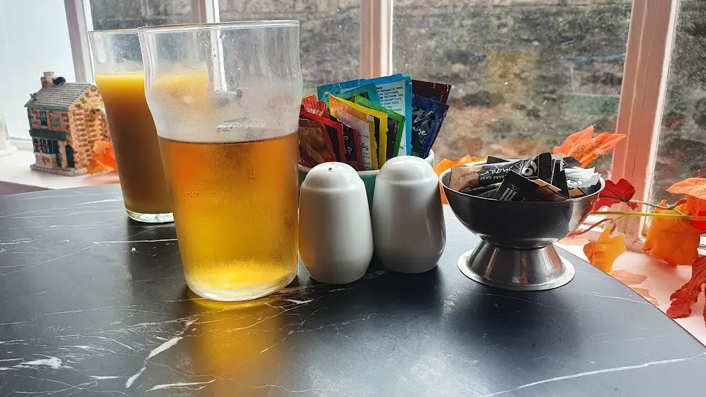 Menu_Jasmin's_Plympton_image_3