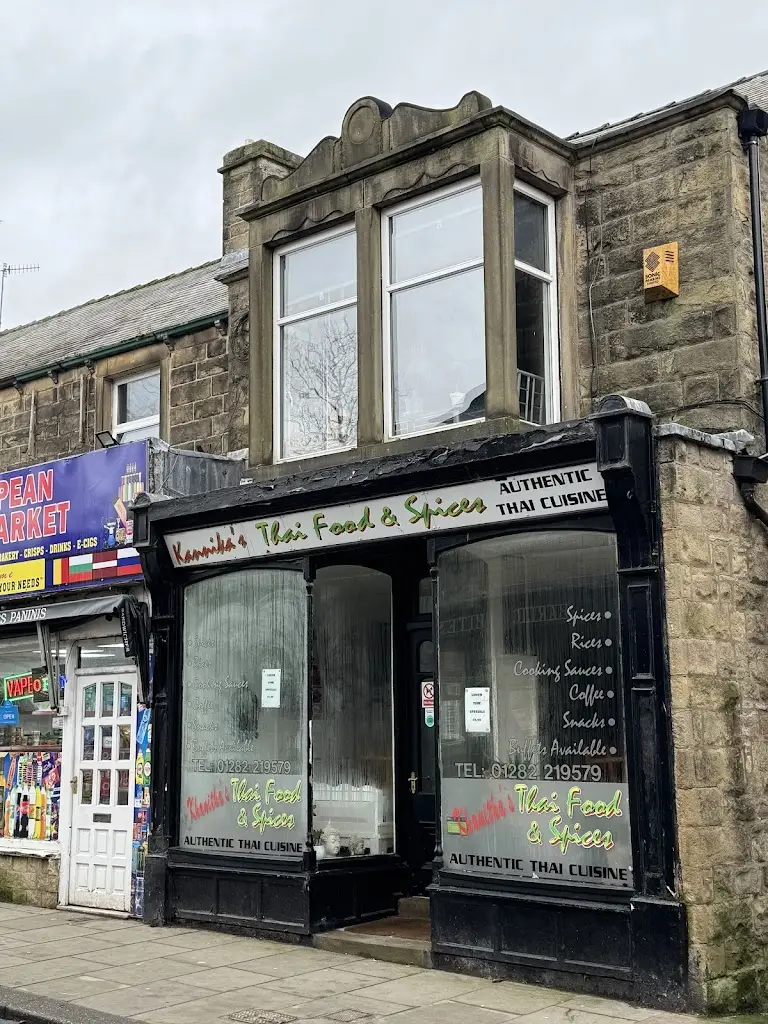 Thai Food & Spice_Barnoldswick_slider_image_3