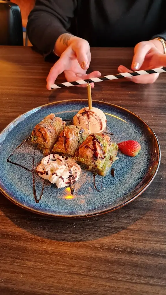 Paul Brown_La Rokka Mediterranean Kitchen_Pontefract_review