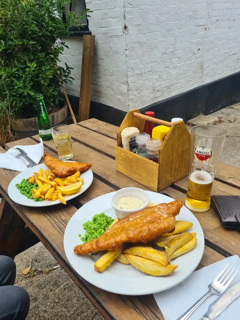 Menu_The Ship at Upavon_Pewsey_image_3