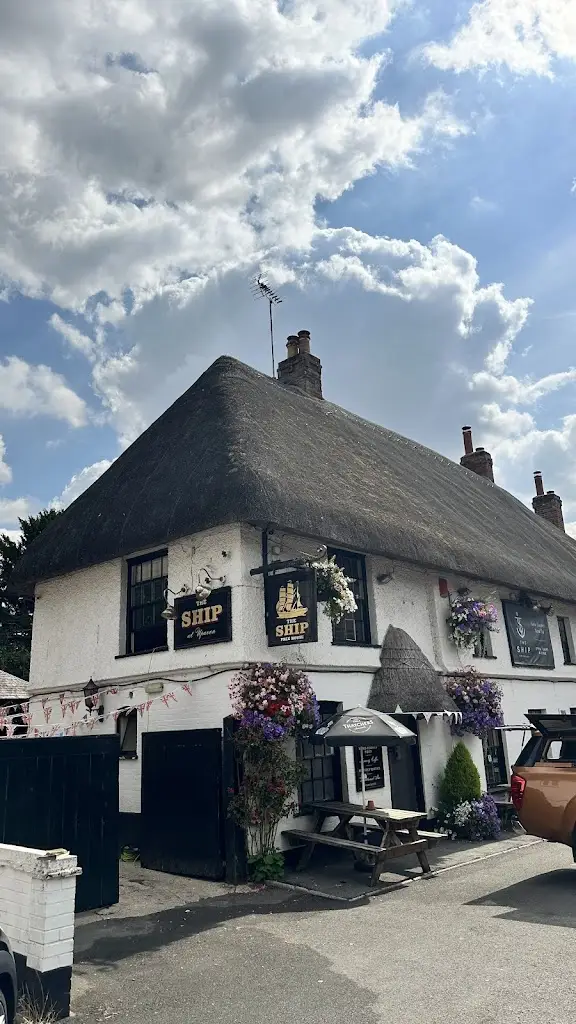 Nicolae Postica_The Ship at Upavon_Pewsey_review