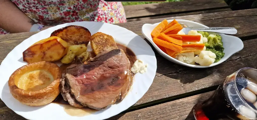 Menu_The Golden Swan pub_Pewsey_image_7