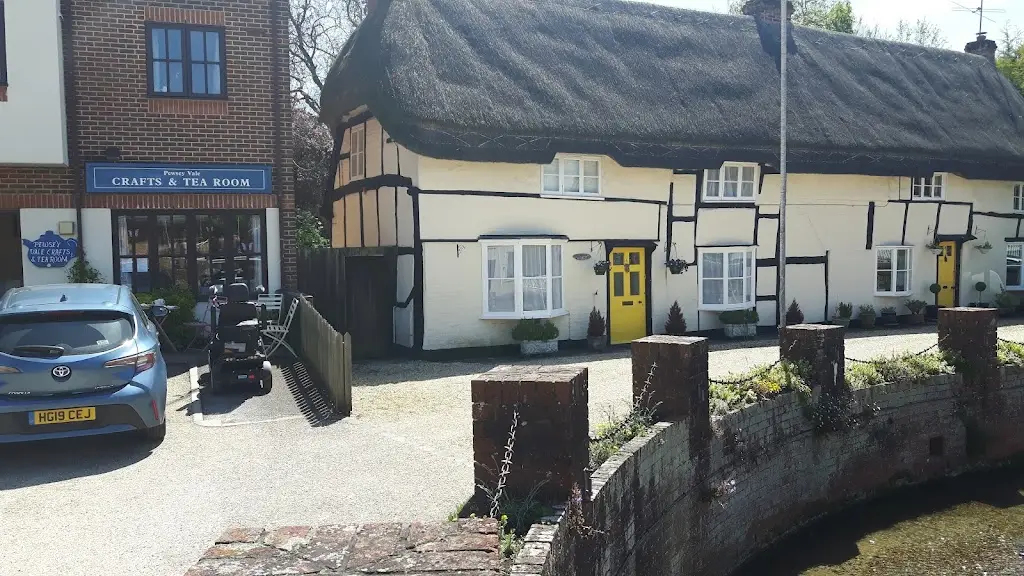 Pewsey Vale Community Craft & Tea Room restaurant in Pewsey