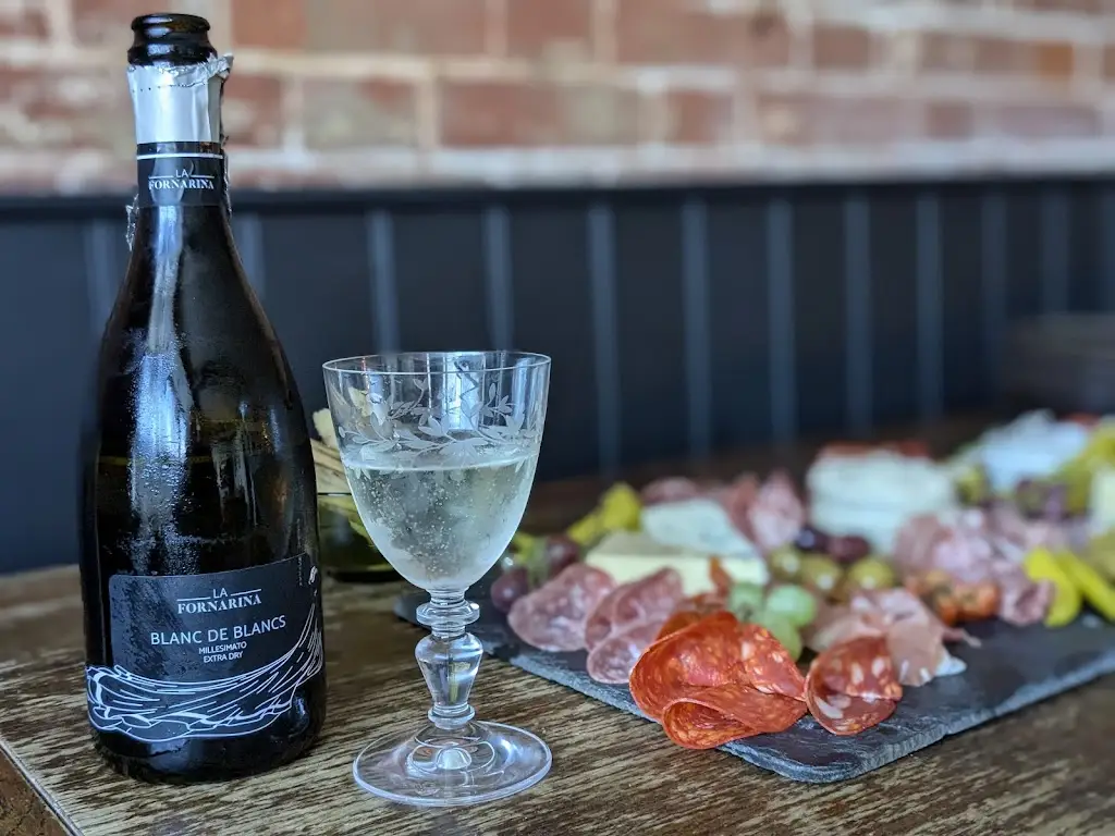 Menu_Alfred's Wine Bar_Pewsey_image_3