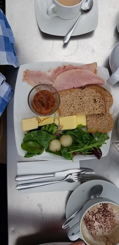 Menu_The Charlton Cat_Pewsey_image_8