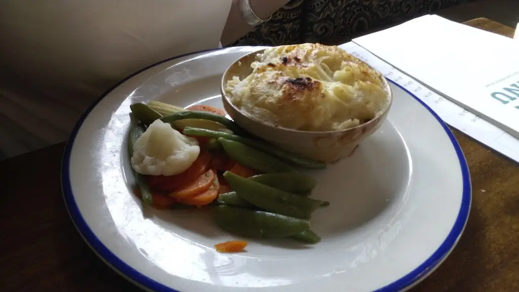 Menu_Harbour Inn, Porthleven_Porthleven_image_8