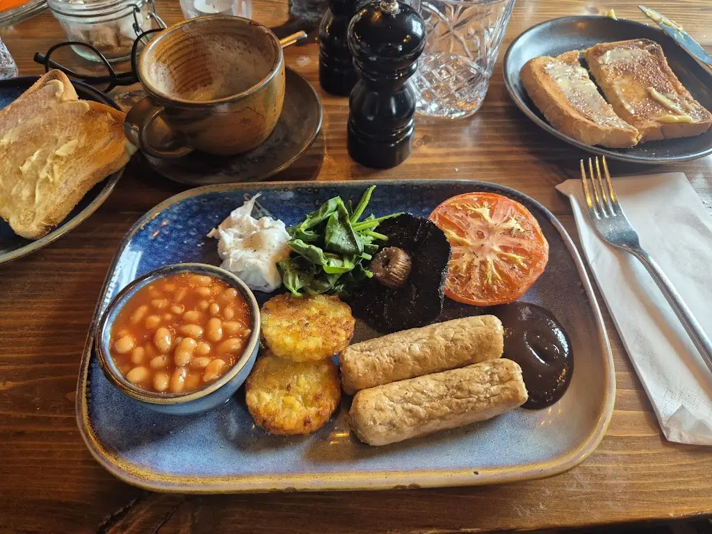 G P_Harbour Inn, Porthleven_Porthleven_review