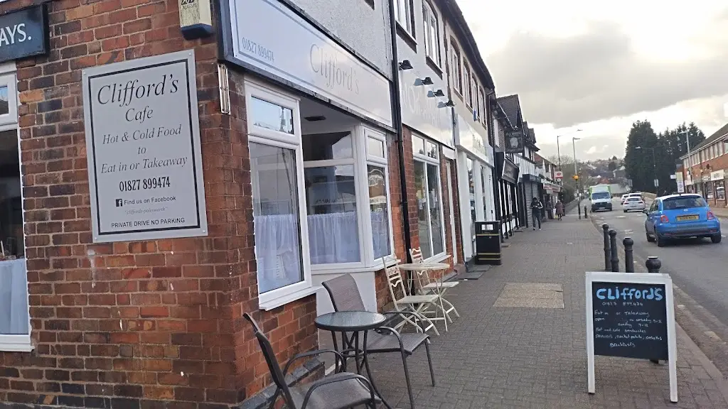 Nigel Robinson_Cliffords_Polesworth_review