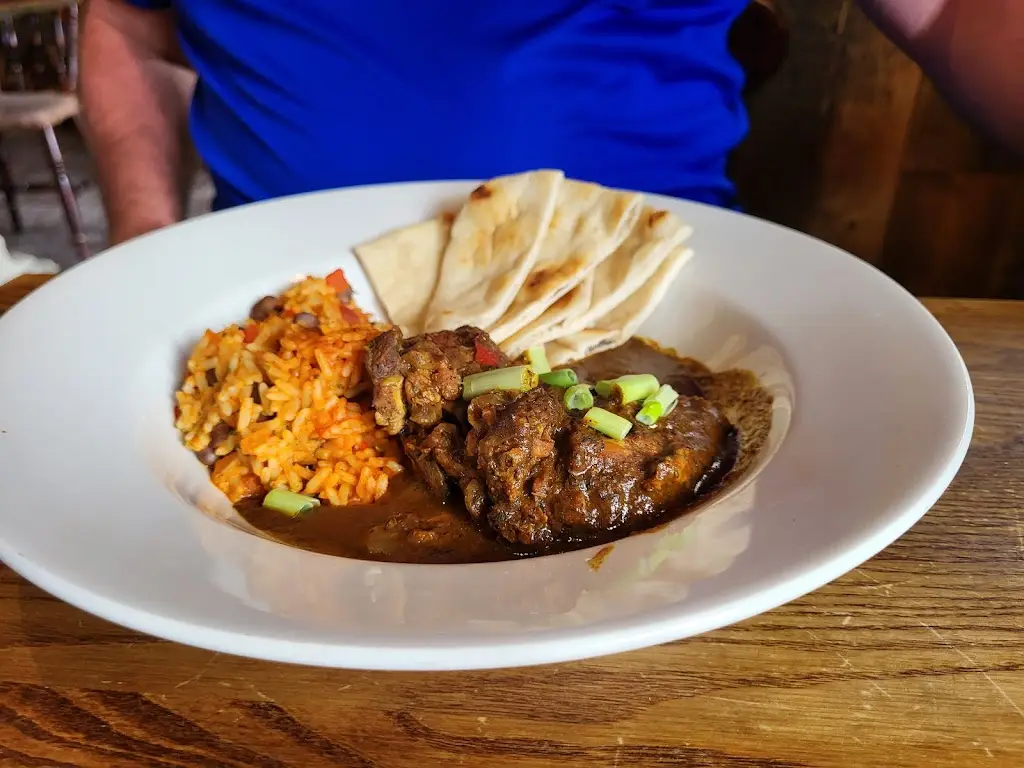 Toni Kenyon_Amington Inn_Polesworth_review