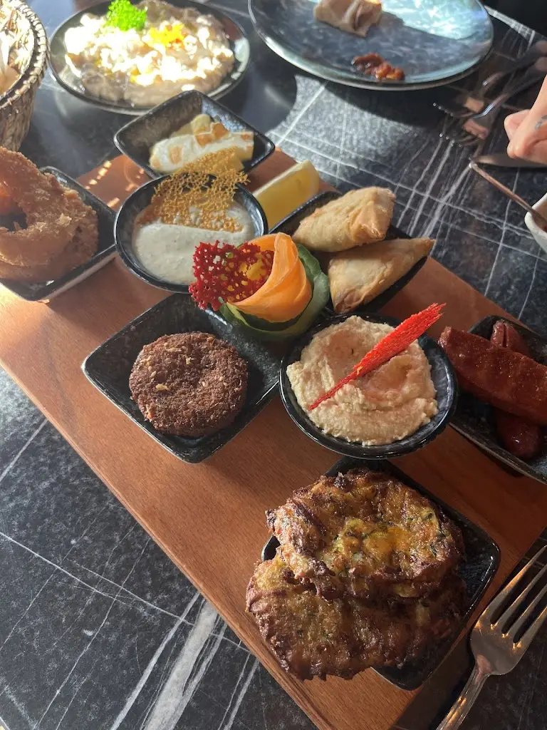 James BG_Mediterra Kitchen_Portslade_review