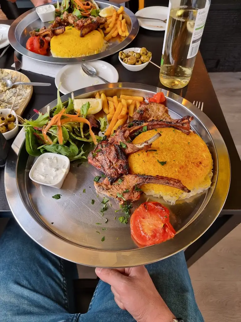 Menu_Fanoos Persian Grill_Portslade_immagine_2