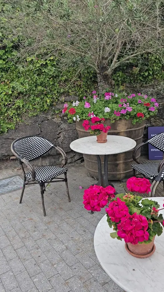 Rick Stein's Café_Padstow_slider_image_2