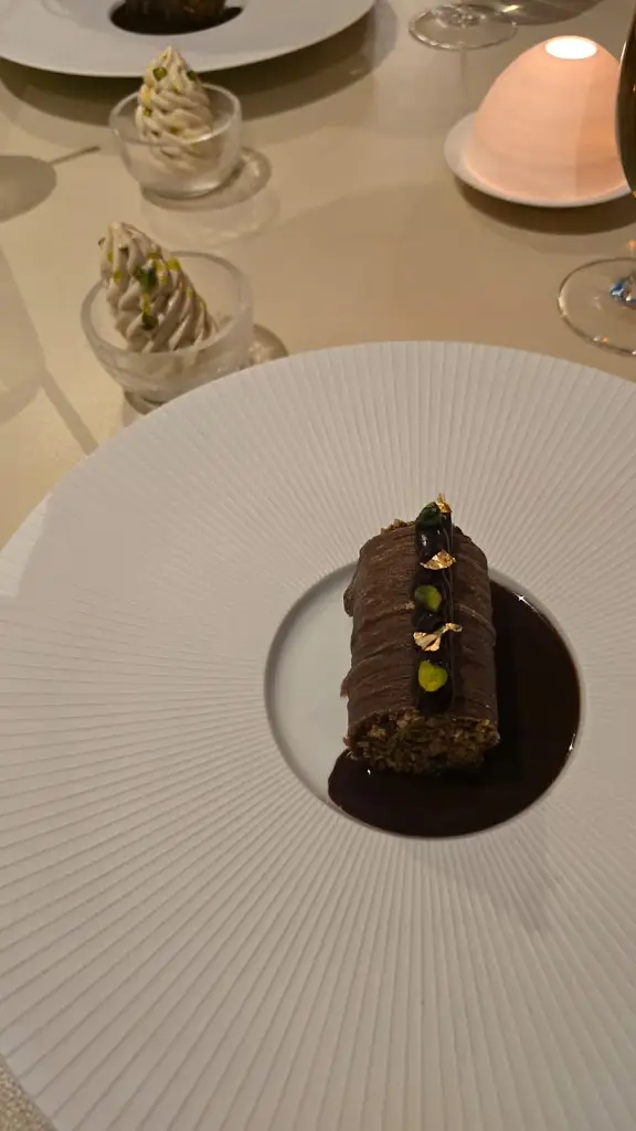 Gabriella Gill_Paul Ainsworth at No6_Padstow_review