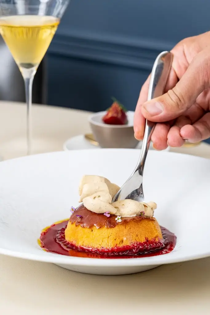 Paul Ainsworth at No6_Padstow_slider_image_3