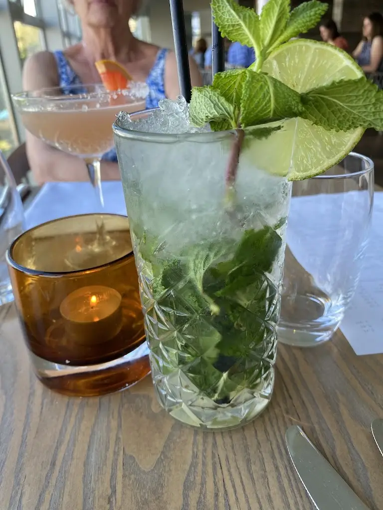 Deborah Fountain_The Jetty Padstow_Padstow_reseña