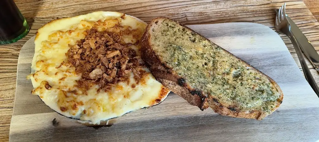 Manjit_The Golden Lion_Padstow_review