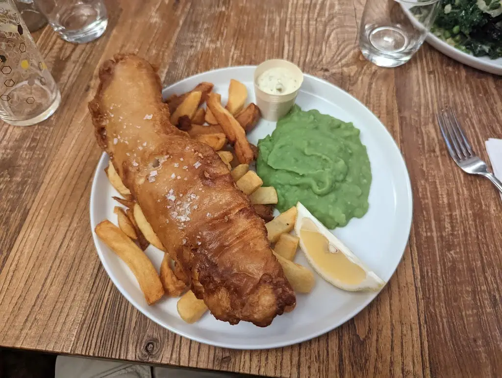 The Golden Lion_Padstow_slider_image_2