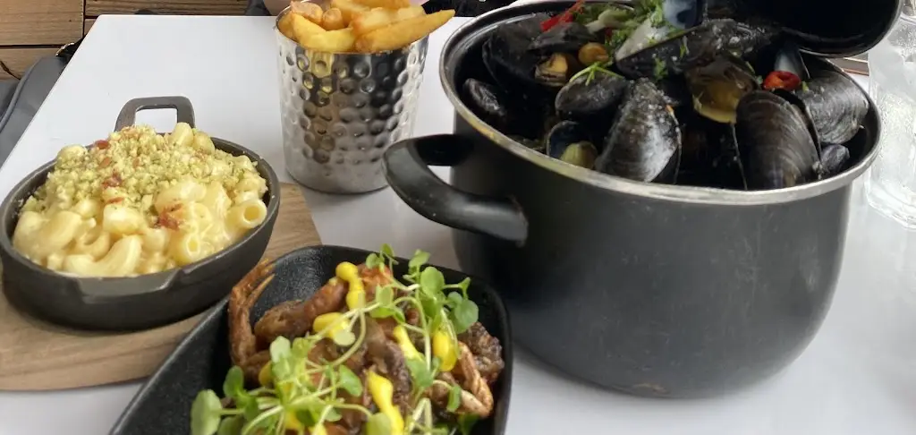 Reggies Mumbai Street Food_Padstow_slider_image_2