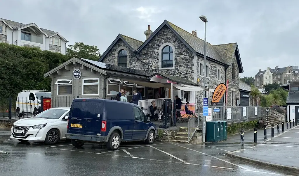 Bart - The Place & Pub Finder_Ben's Crib Box Cafe_Padstow_review