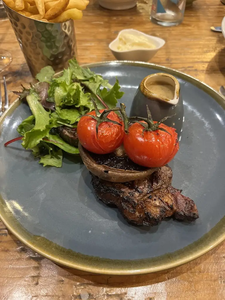 Megan Finnigan_Rafferty's Cafe & Winebars_Padstow_review