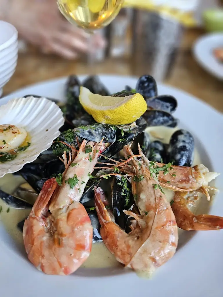 Rafferty's Cafe & Winebars_Padstow_slider_image_3