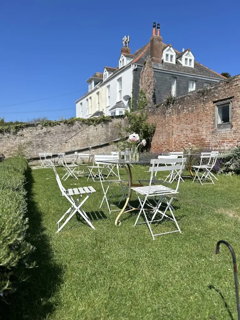 ALB _K_Prideaux Walled Garden_Padstow_recensione