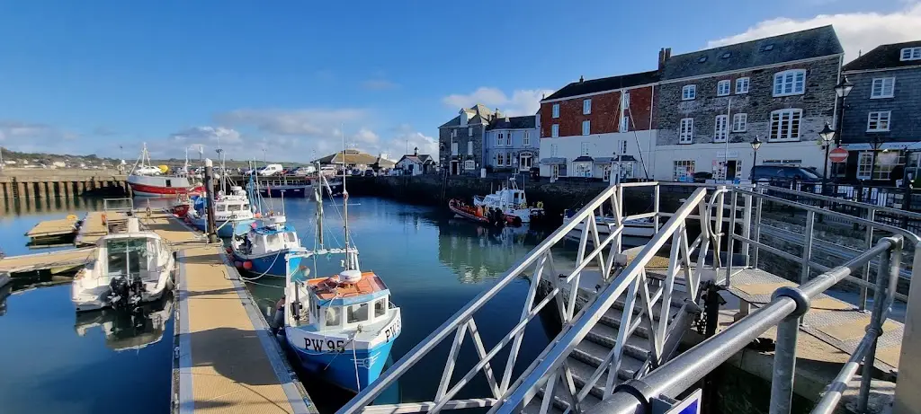 Walkers Fish & Chips_Padstow_slider_image_2