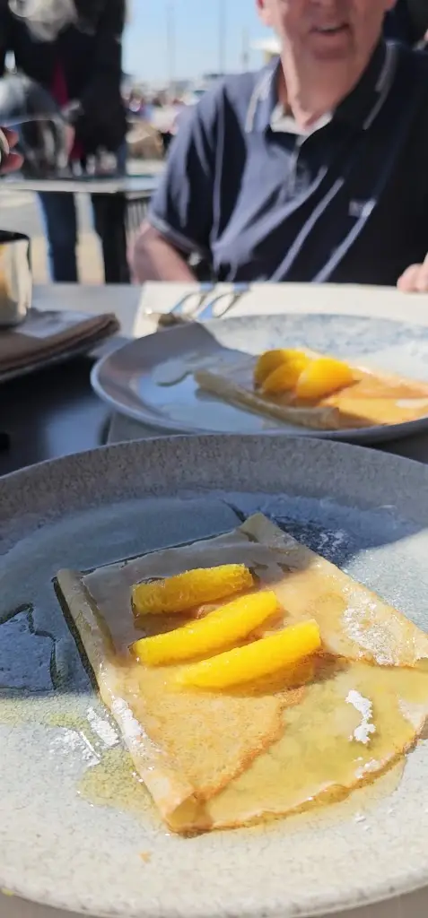 Guys Who Dine_St TrOpez Lounge_Poole_review