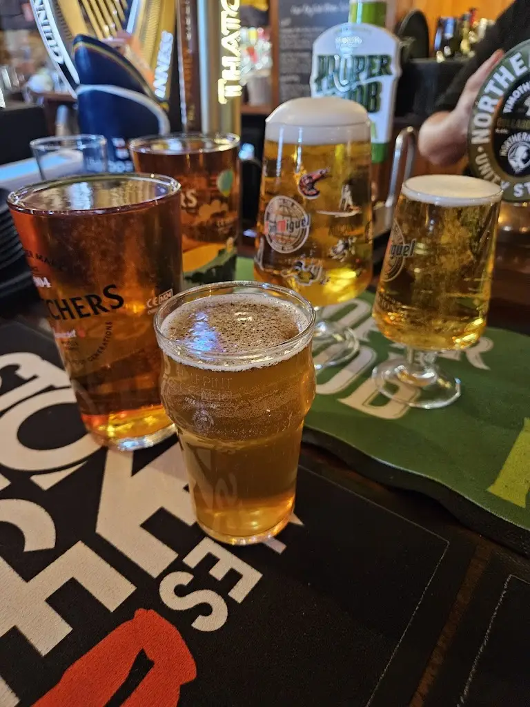 Amie Salmon_Poole Arms_Poole_review