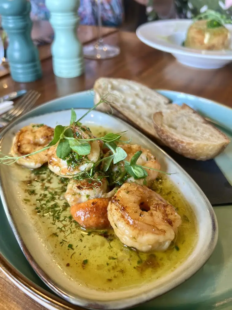 Catherine L_The Pickled Berry_Poole_review