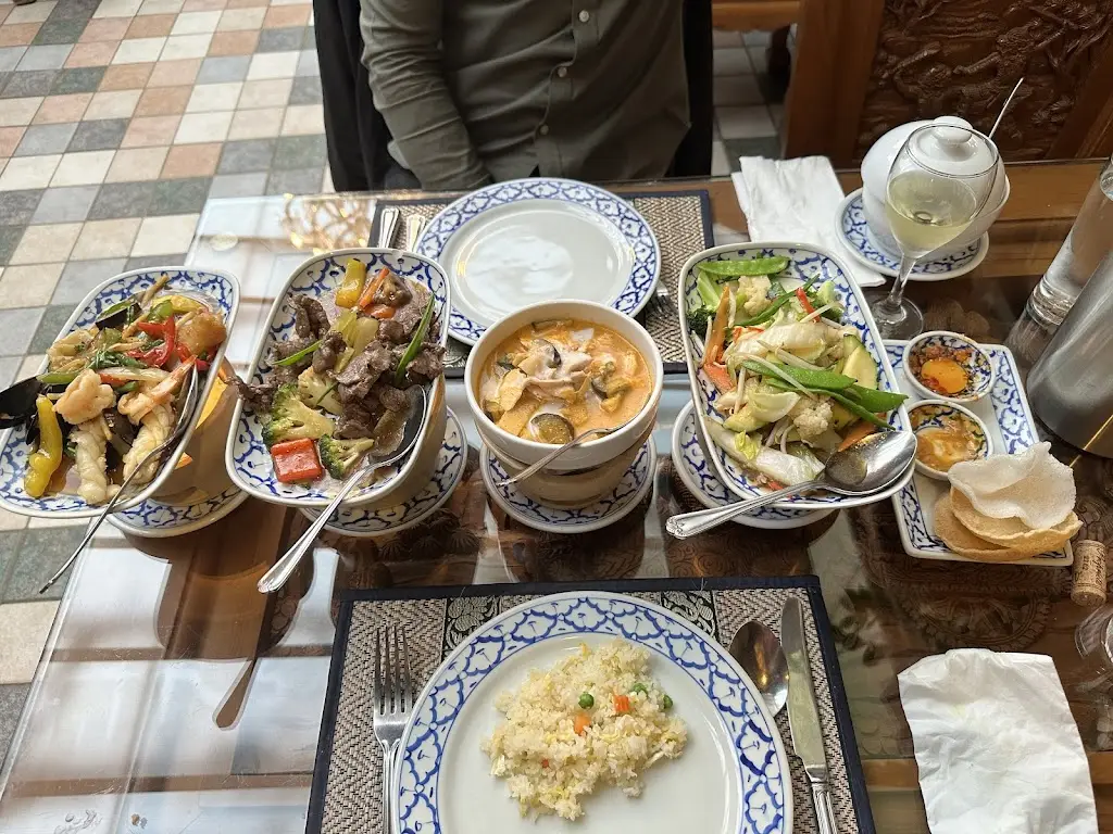 Apai31_Thai Orchid_Adderbury_reseña