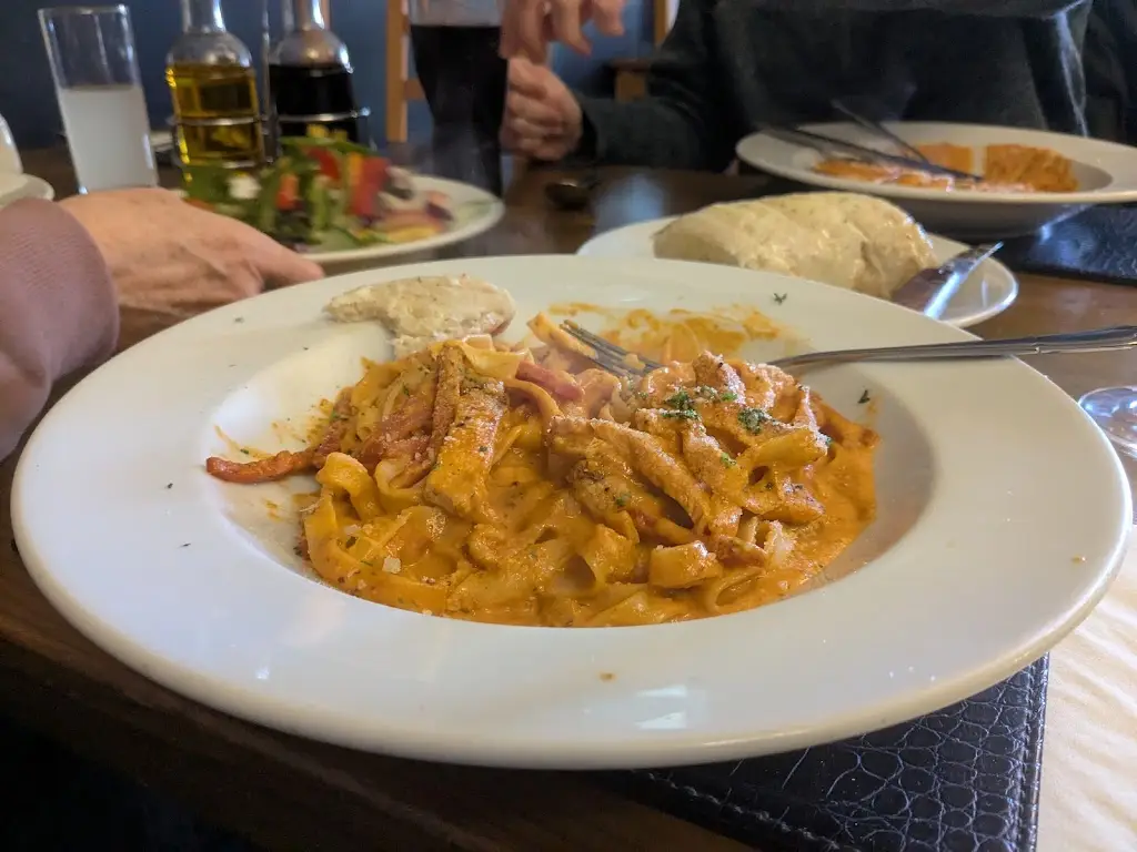 Neil King_Ginali's_Poole_recensione