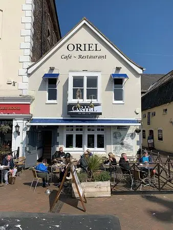 Oriel on the Quay_Poole_slider_image_1